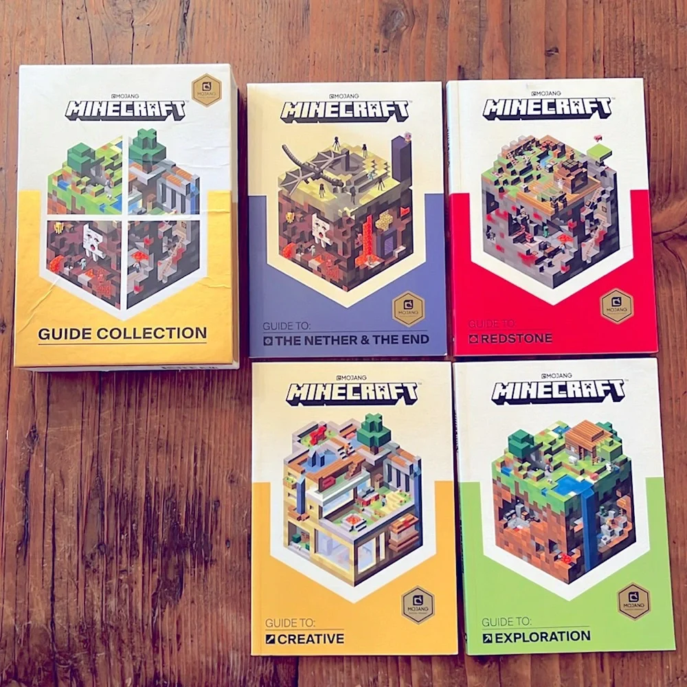 Minecraft Guide Collection book set - Picture 4 of 4